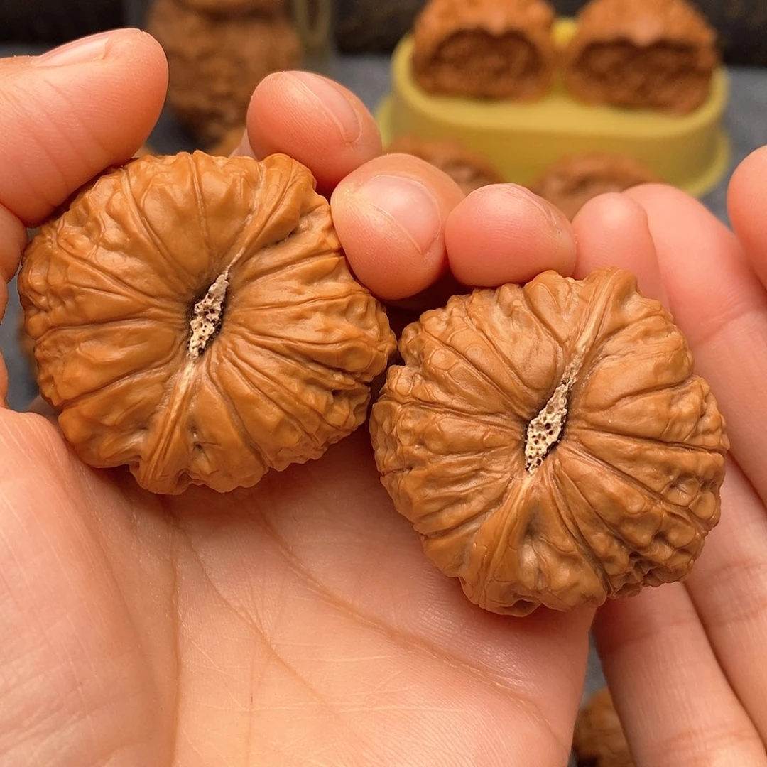 文玩核桃把件刘*子南瓜墩41尺