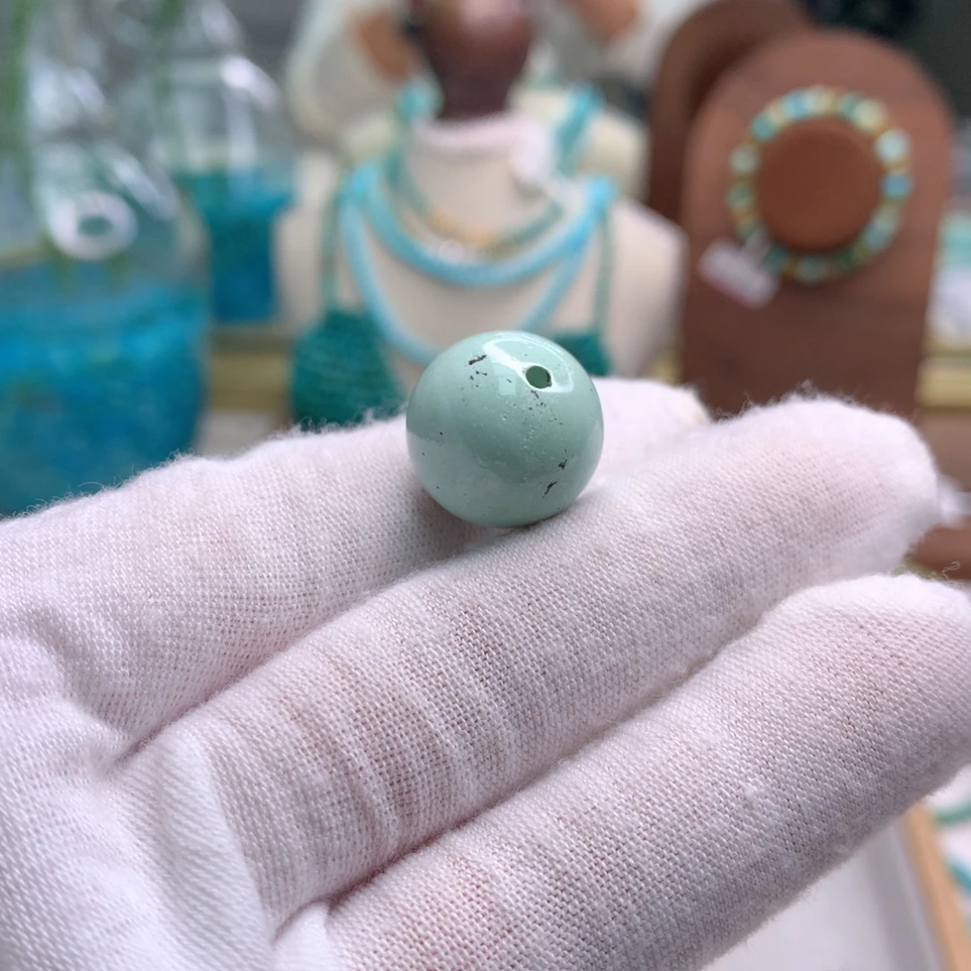 绿松石未镶嵌饰品