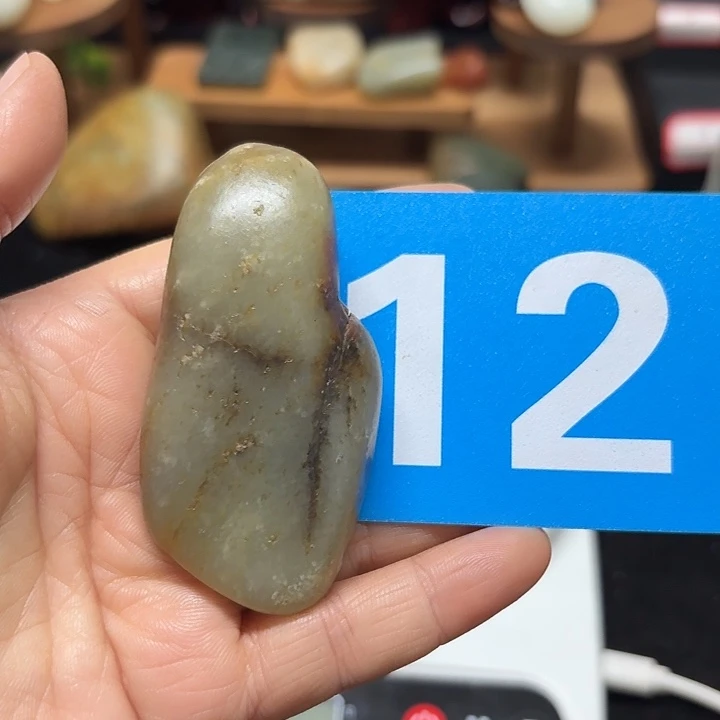 和田玉（糖玉）未镶嵌挂件