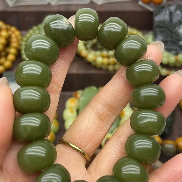 和田玉未镶嵌手链