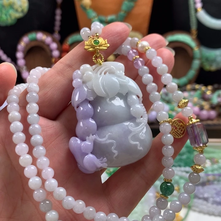 翡翠未镶嵌颈饰吊坠