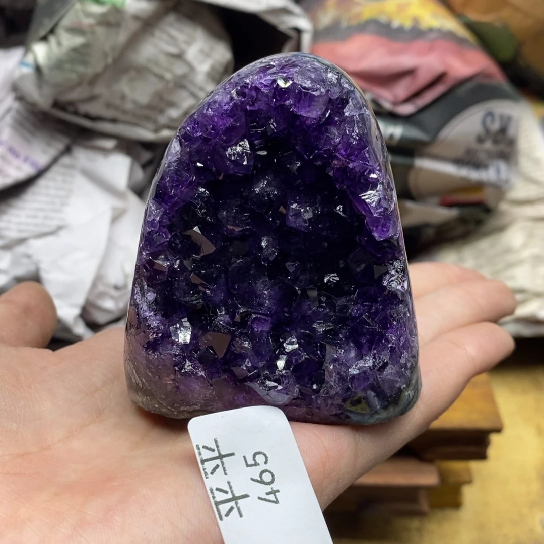 紫晶乌拉圭未镶嵌