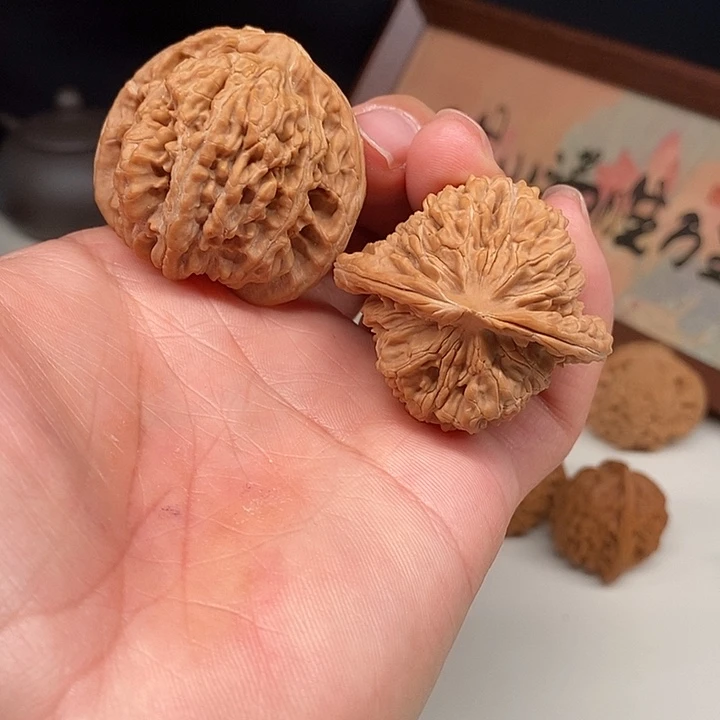 文玩核桃把件四座楼