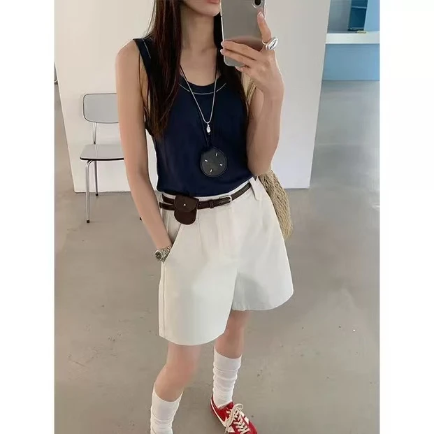 2025新款时尚素版纯色拉链款短裤