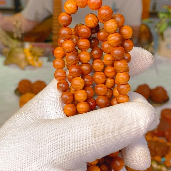 文玩核桃把件红串