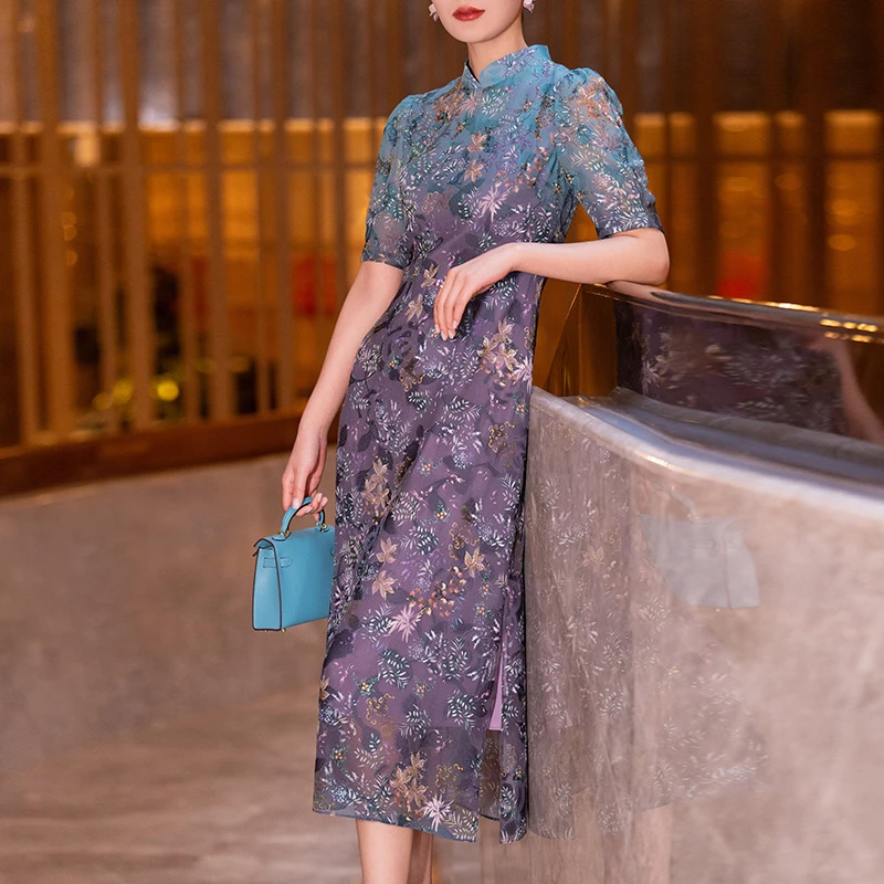 紫月幽兰-2025年夏季新款蓝紫渐变烧花印花修身立领优雅连衣裙