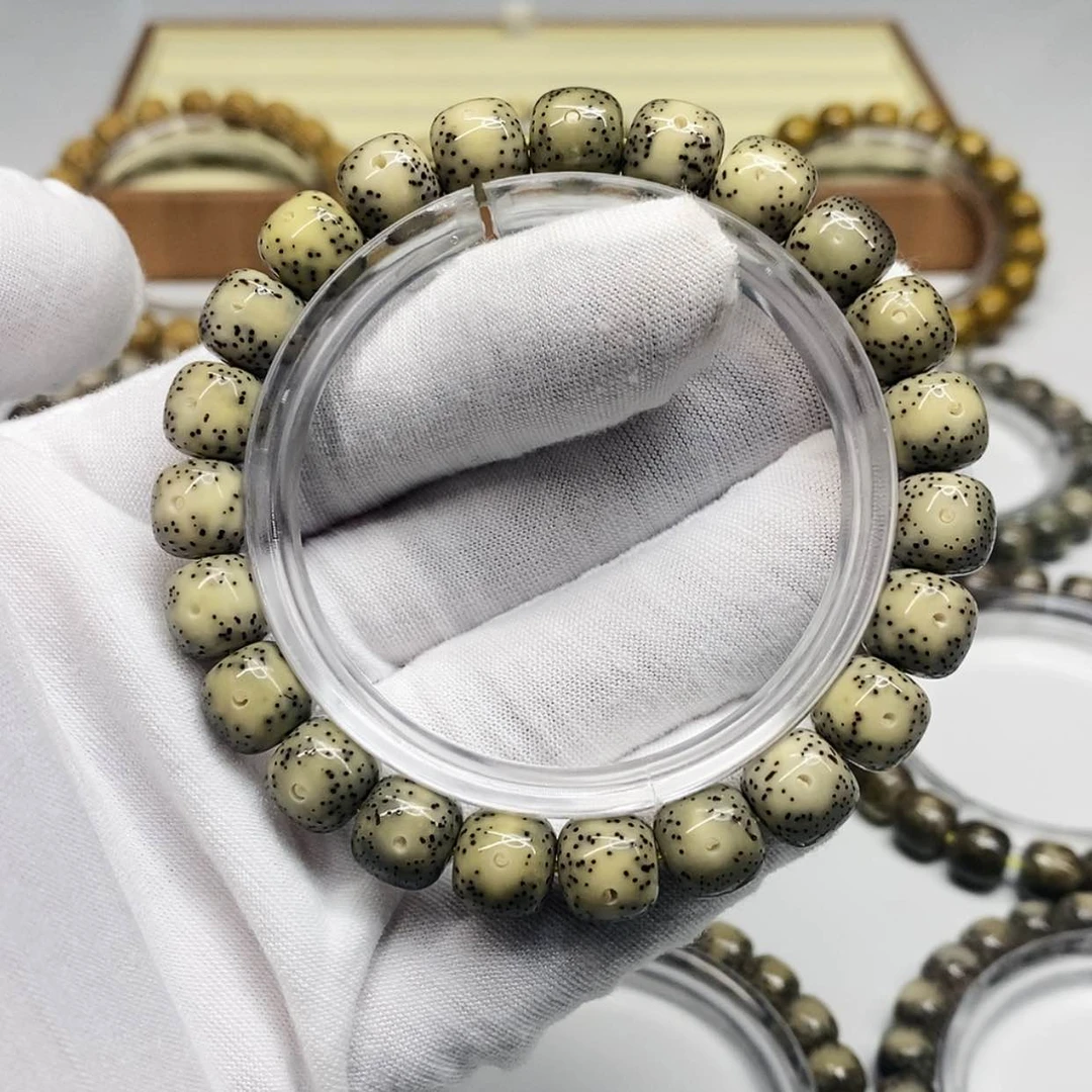 【闪购商品】星月菩提手串9×10一物一图原生态同枝绿包一线天