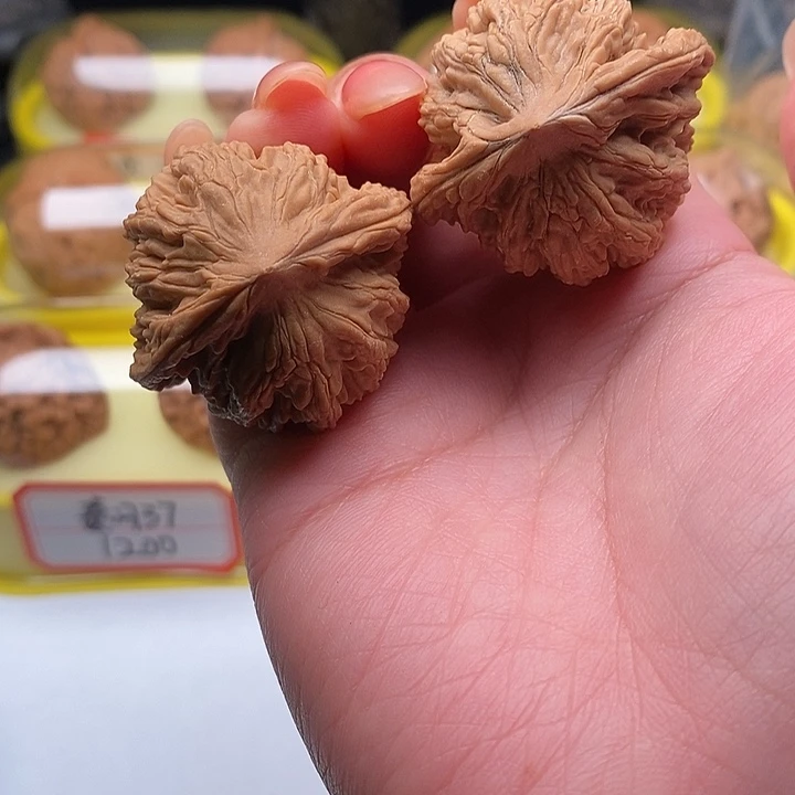 桃核吊坠虎头39时的尴尬哈哈哈哈哈哈哈