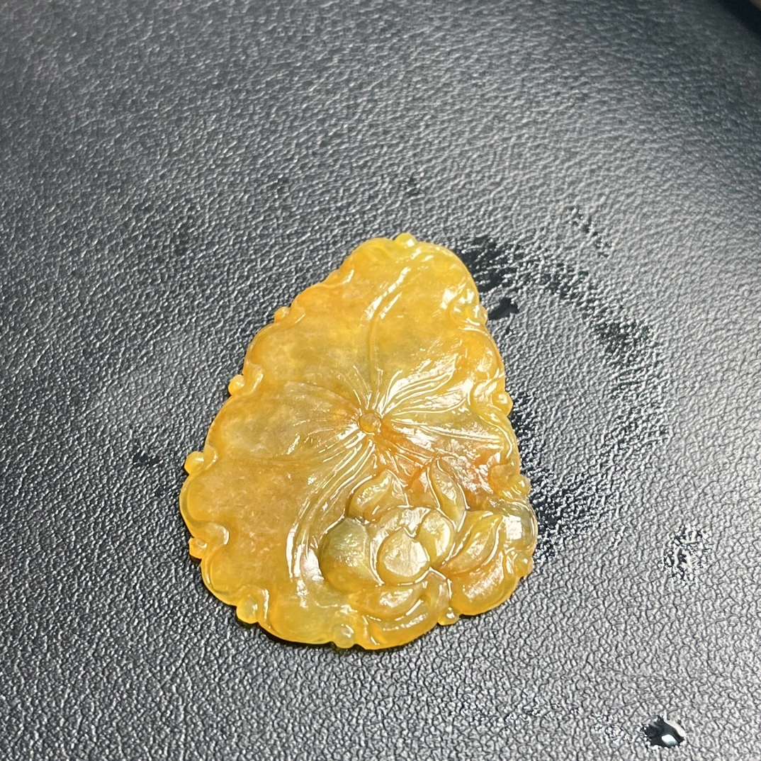 天然缅甸A货翡翠天然色冰油黄荷叶莲花毛货买断需抛光