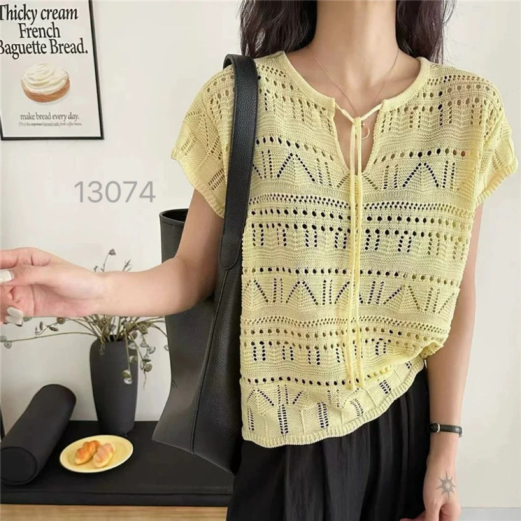 13074（部分无水洗唛，介意慎拍）CHUXUN新款镂空水滴系绳短袖