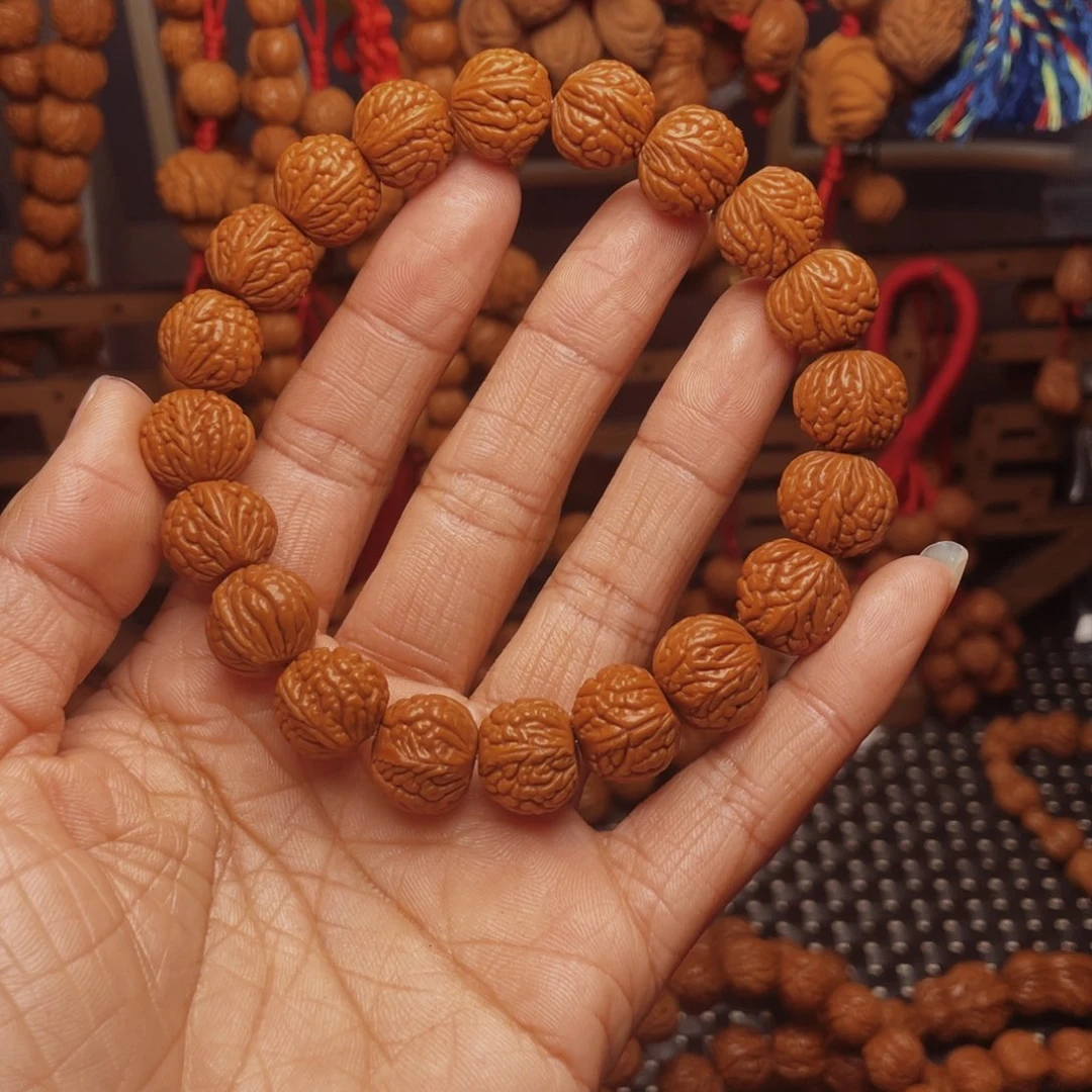 木质类龙纹桃枭挂件