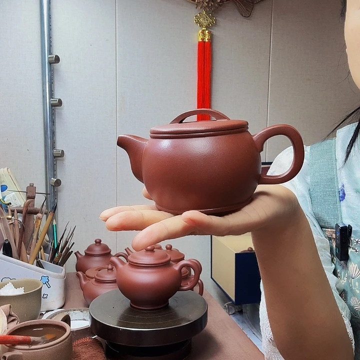谁***雨茶壶紫砂汉瓦处理，半手