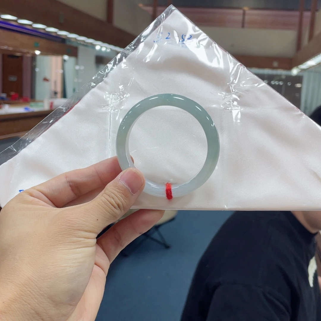 未镶嵌手镯翡翠福利