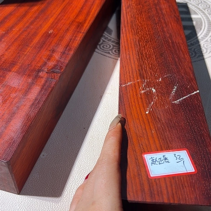 赵***喜紫檀木类成套家具