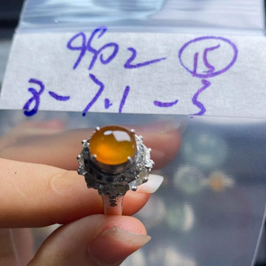 定制翡翠未镶嵌不退不换