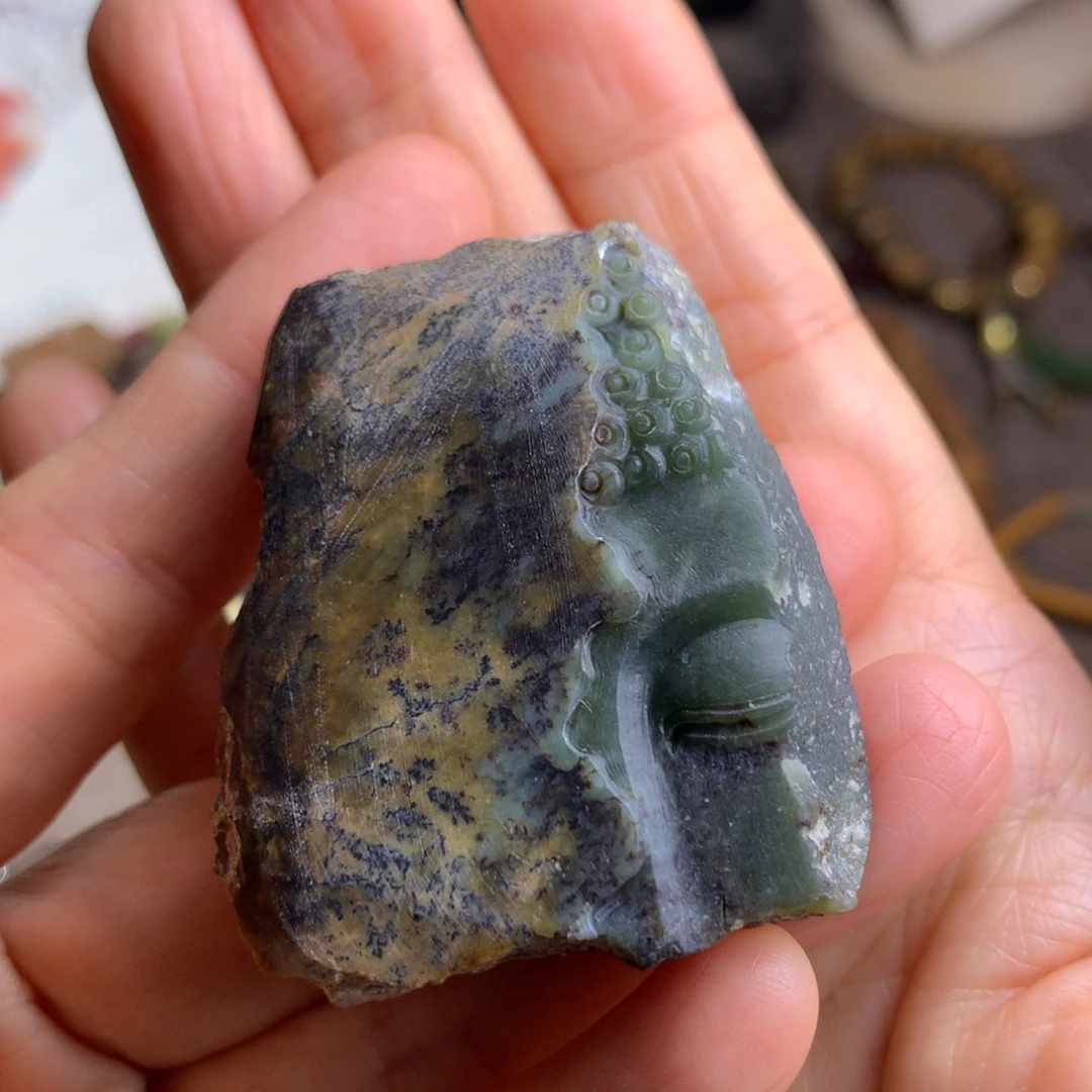 岫岩河磨玉（透闪石质玉）未镶嵌把件