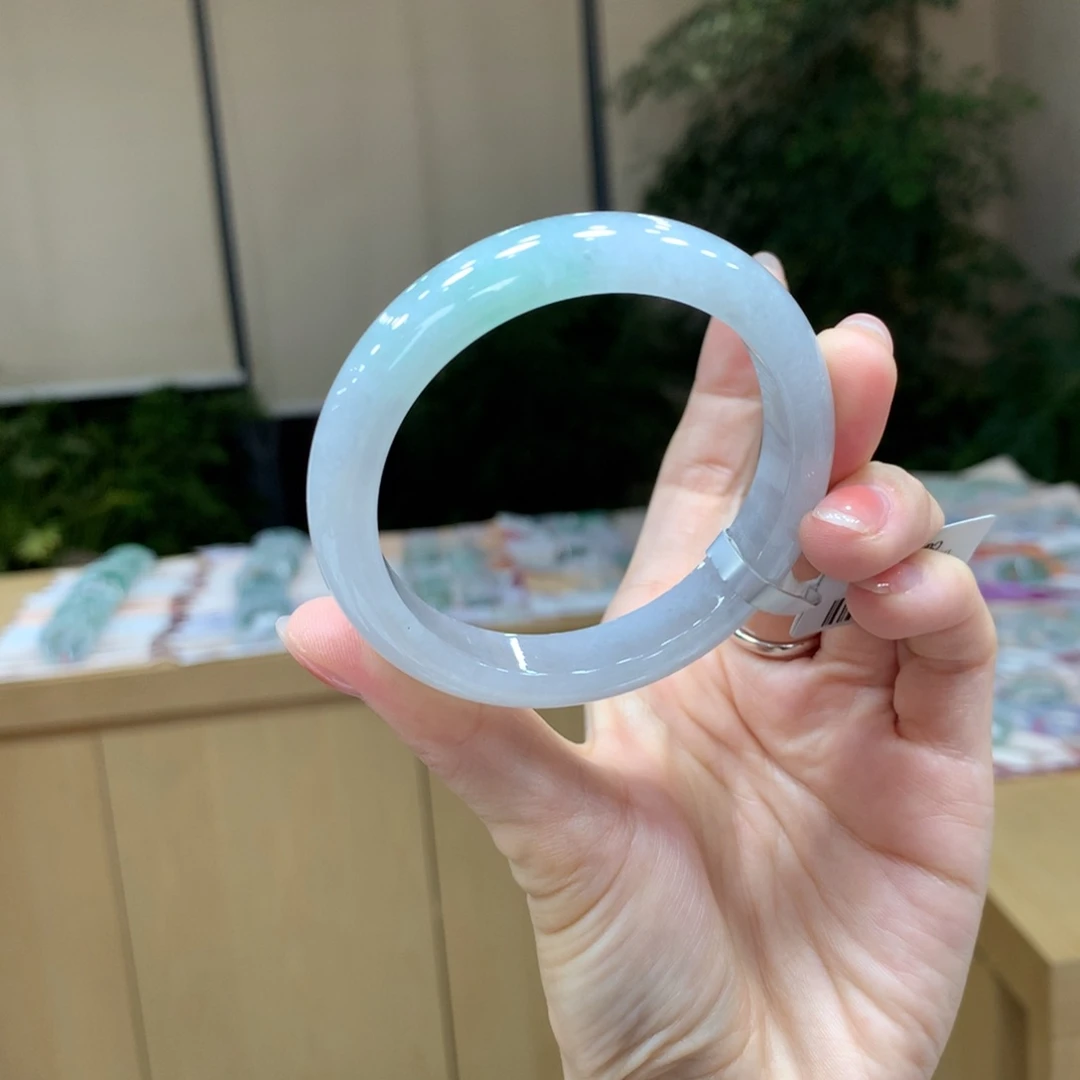 未镶嵌手镯翡翠不退不换