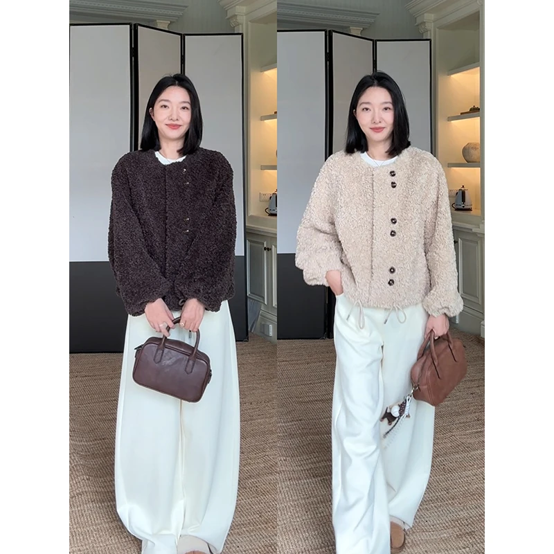 郭九九呢 通勤休闲设计感宽松显瘦圆领束口毛毛短外套 G925Z18826