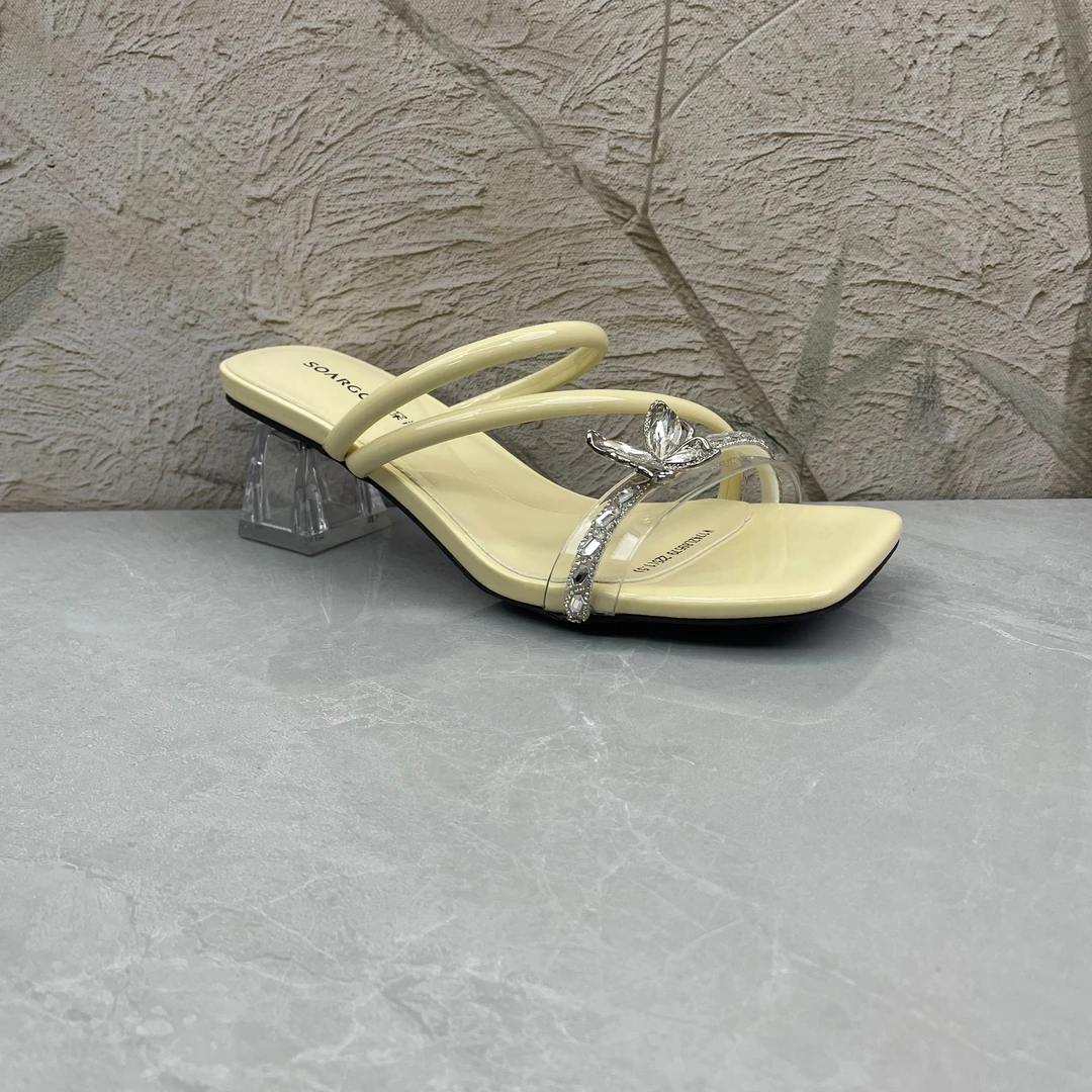 凉鞋女     89579（孤品）a/b区35/39码