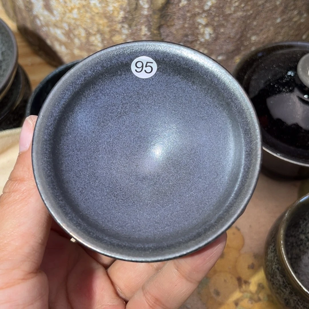 茶盏义兴龙窑坚持真柴烧