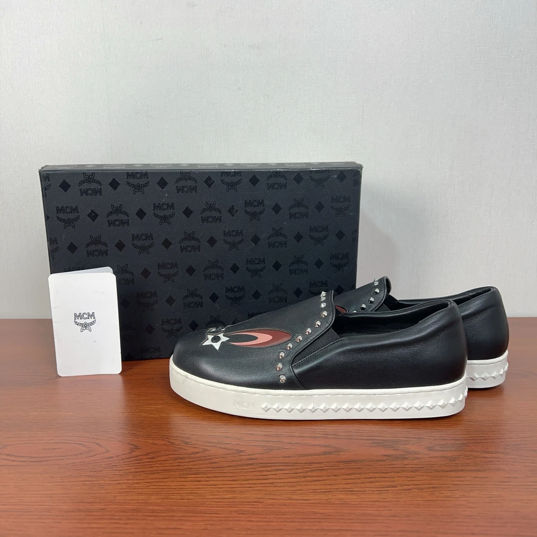 99新 MCM mcm兔子渔夫鞋36码mq045