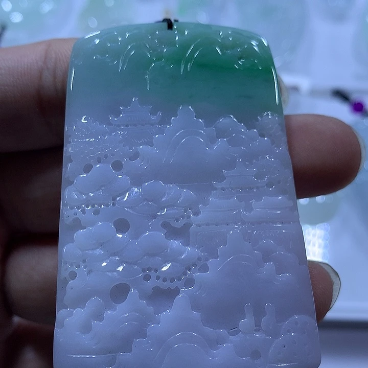 翡翠未镶嵌颈饰天然翡翠A货吊坠