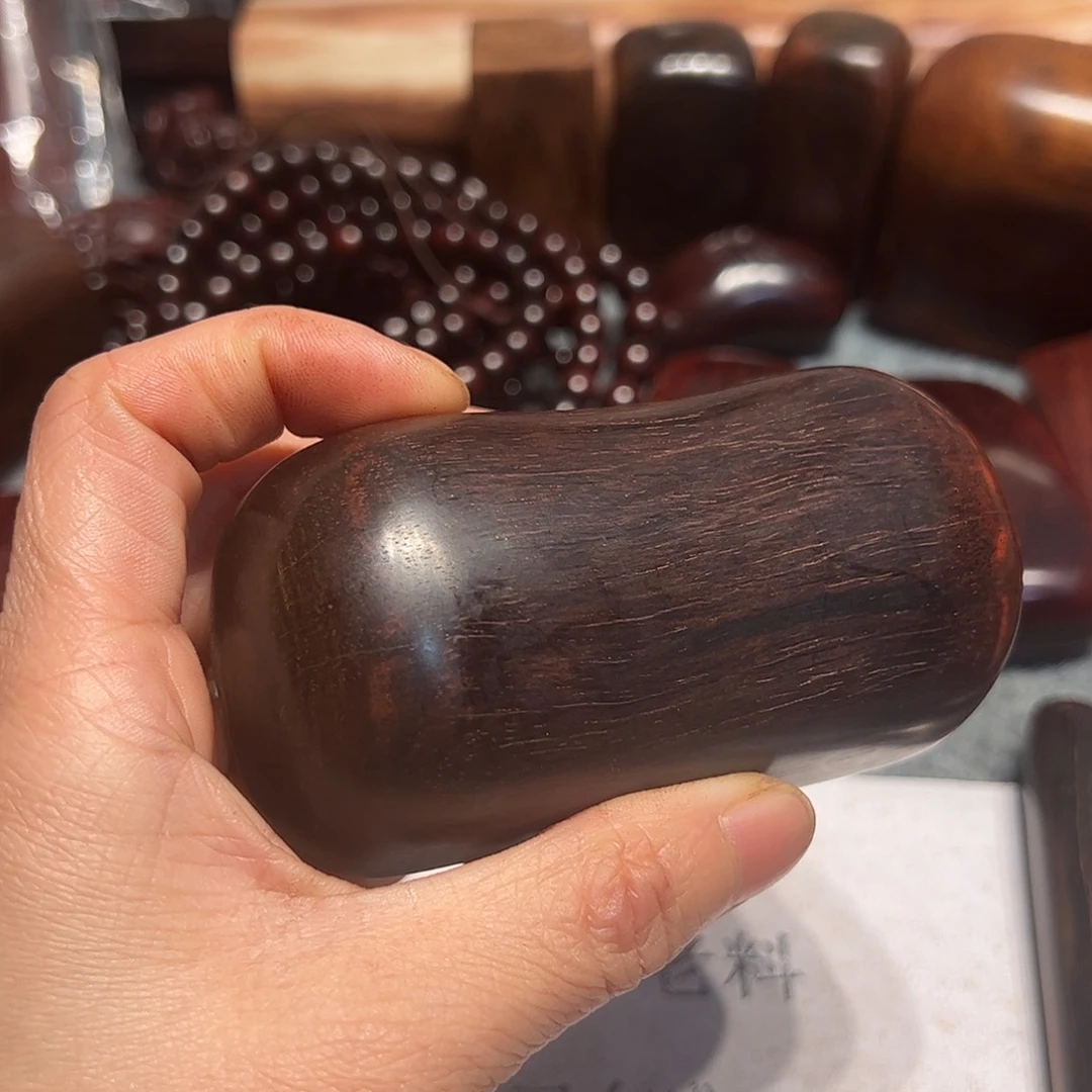 交趾黄檀（大红酸枝）马****店