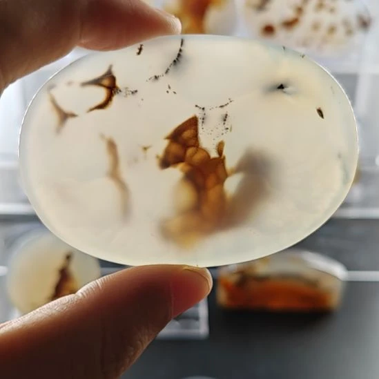 天***月未镶嵌吊坠(不含链)玛瑙/玉髓