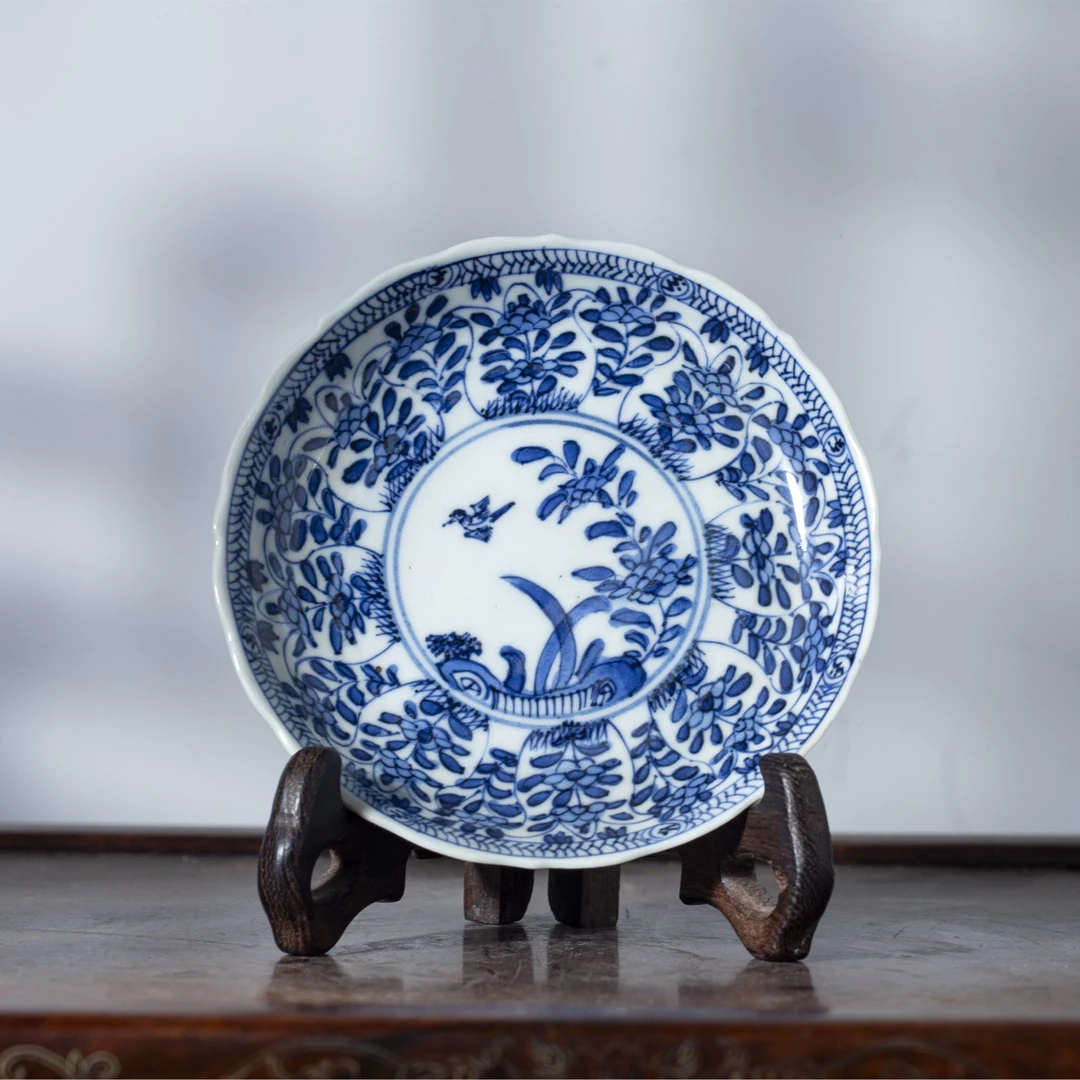 【拍卖-清光绪】·青花开窗花鸟纹花口碟