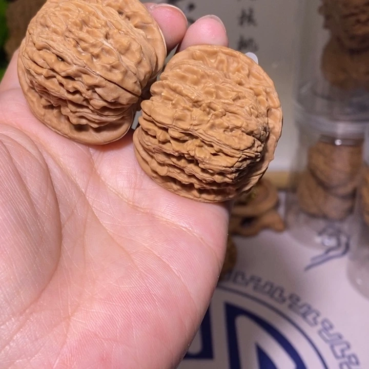 核桃把件42尺全品楼子