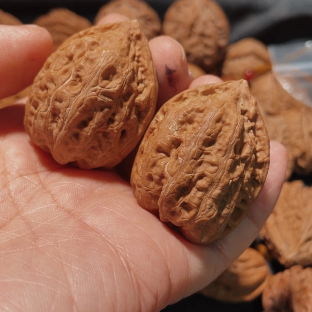 【闪购商品】把件文玩核桃山****家东北楸子19