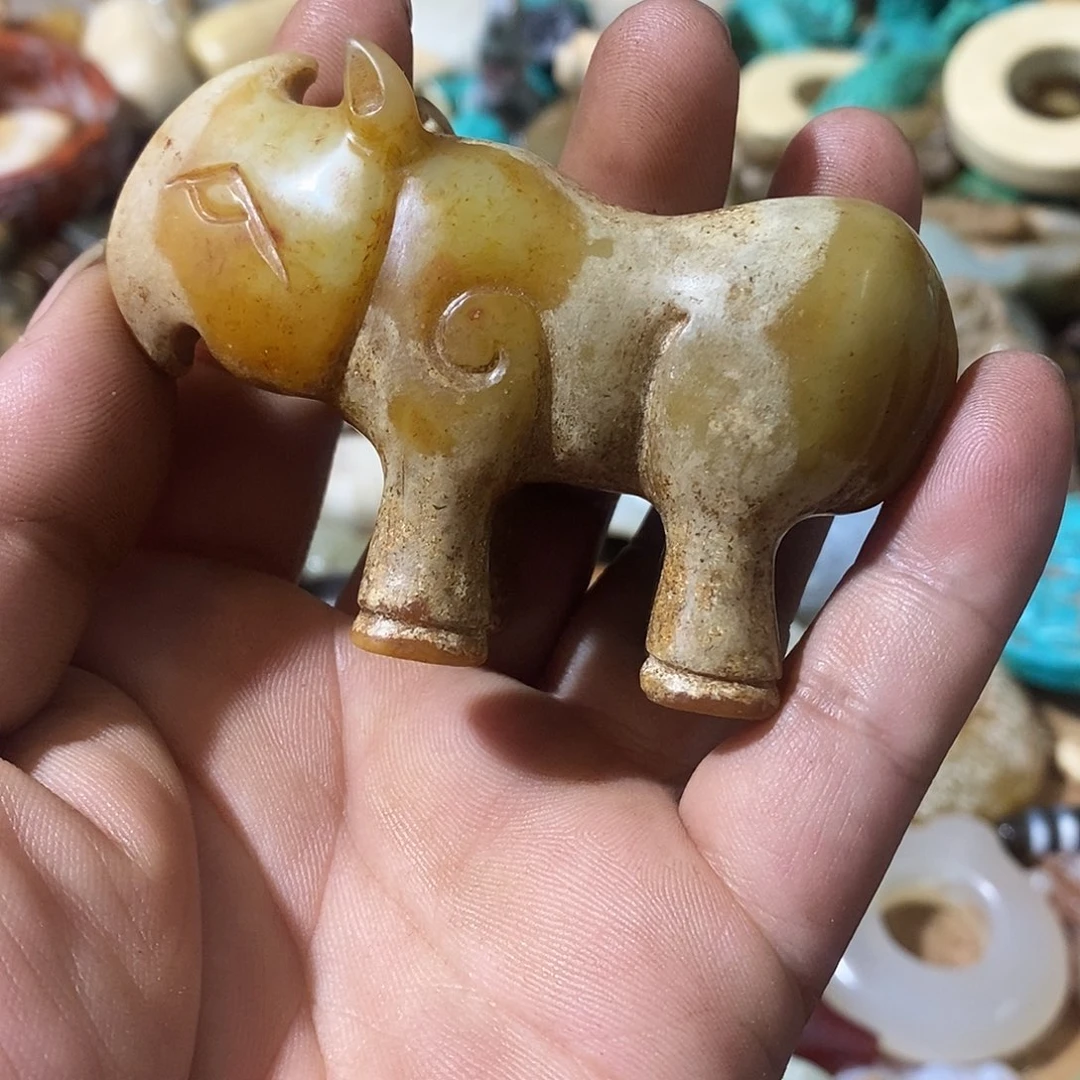 和田玉（糖玉）未镶嵌挂件