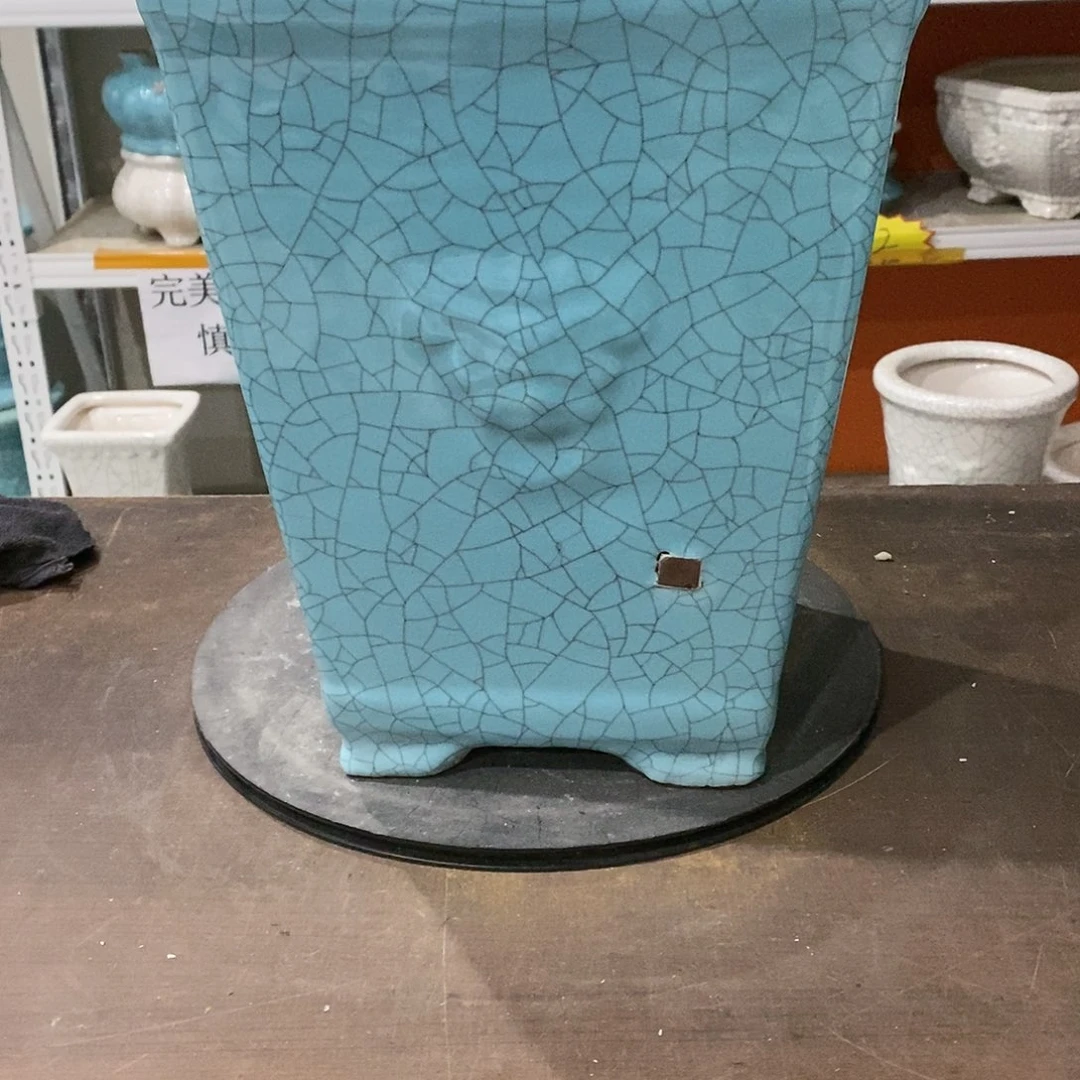 花盆花盆等都在用的地方有没有