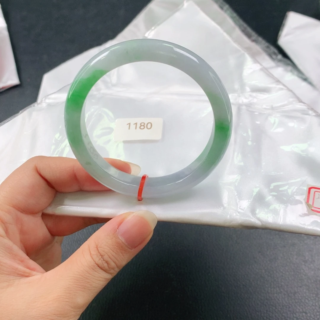 未镶嵌手镯翡翠03