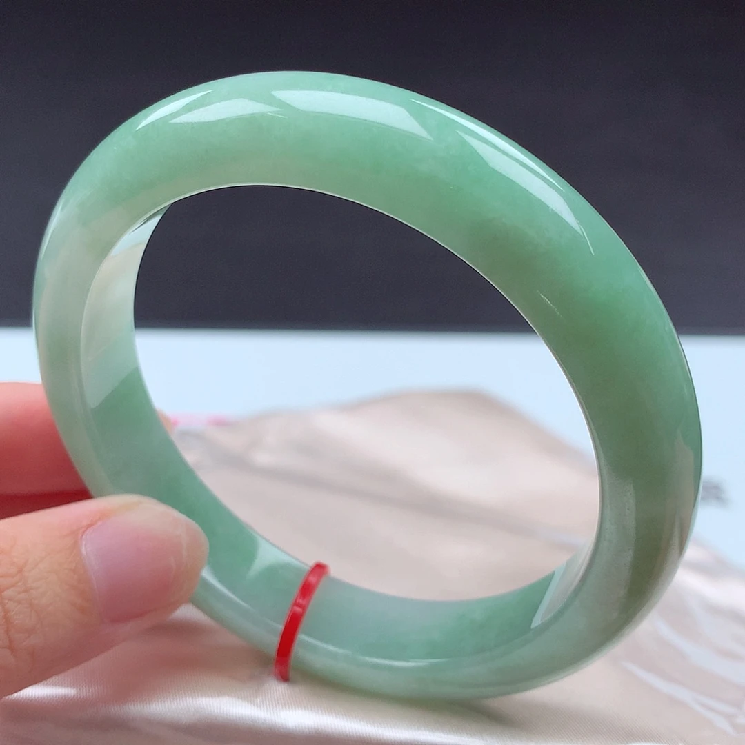 翡翠未镶嵌手镯001411 手镯