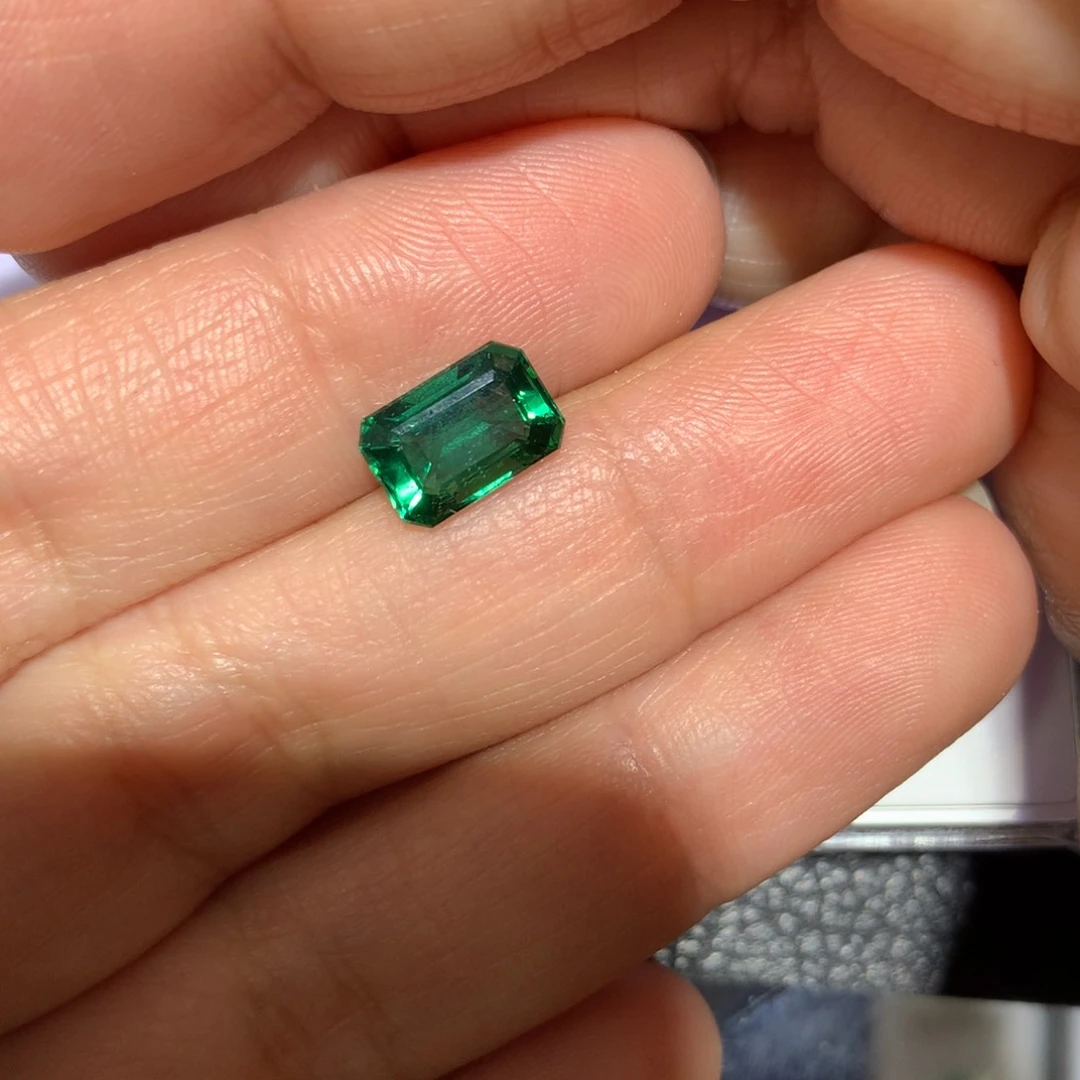 碧玺裸石未镶嵌2.235ct碧玺