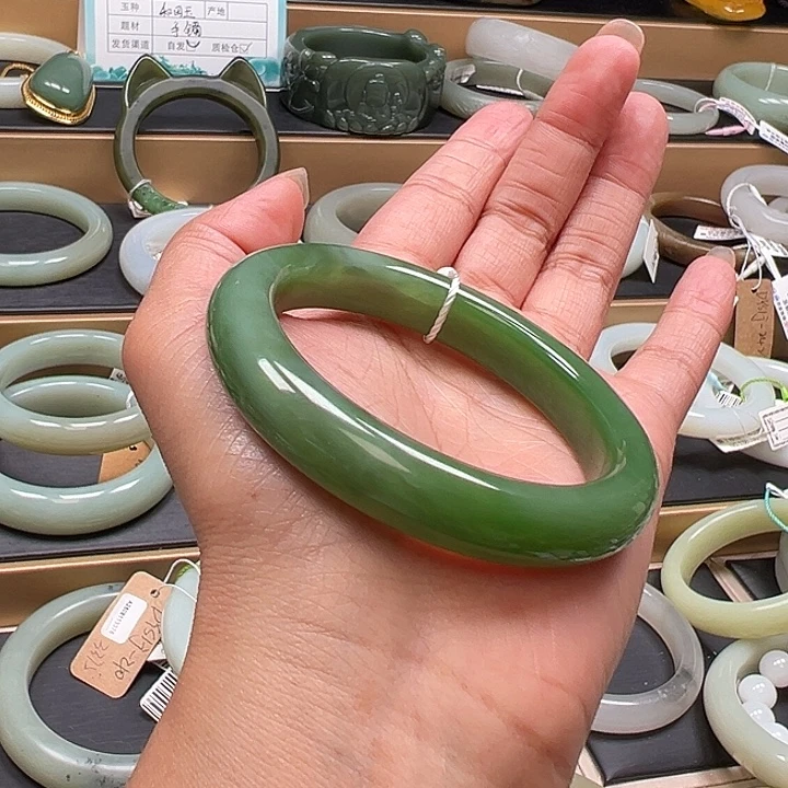 未镶嵌手镯和田玉54