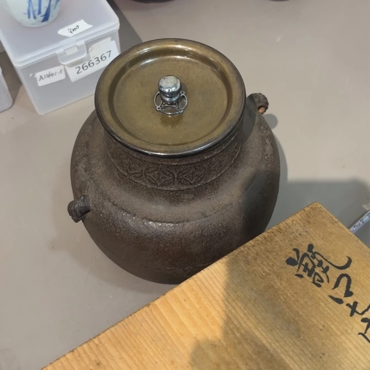 紫砂茶杯G****威非常美丽漂亮的物品