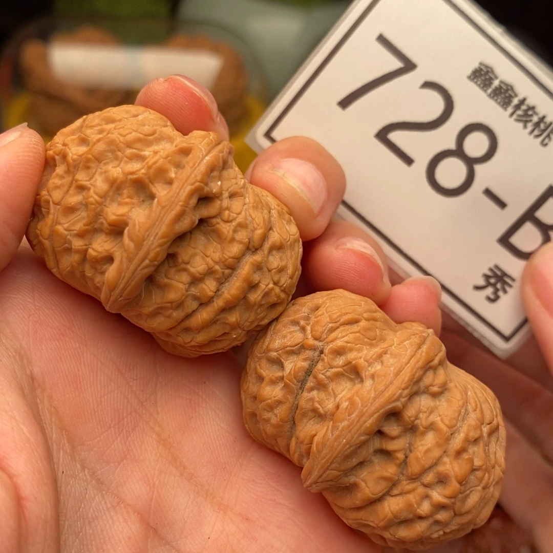 把件文玩核桃血麒麟36……