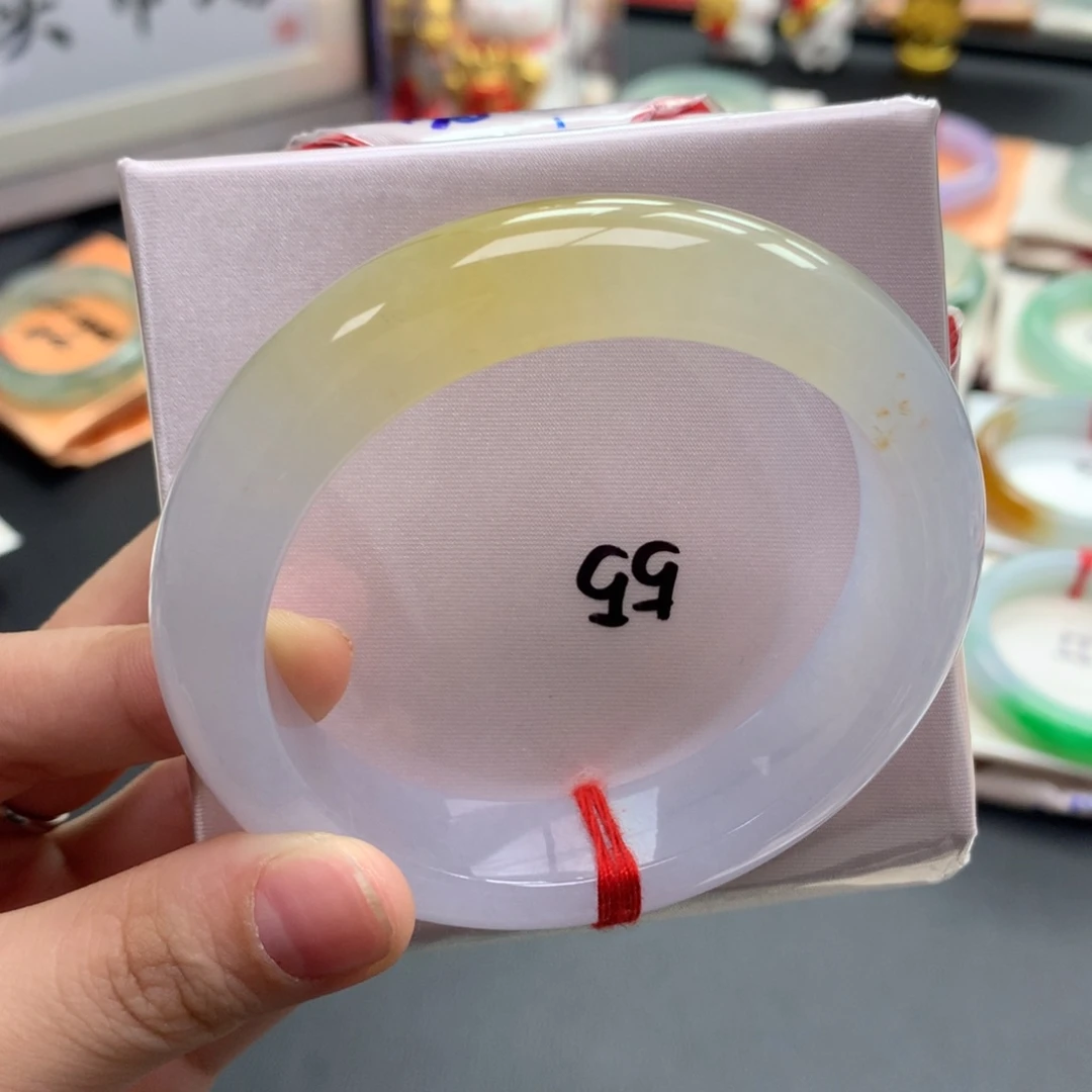 翡翠未镶嵌手镯40号
