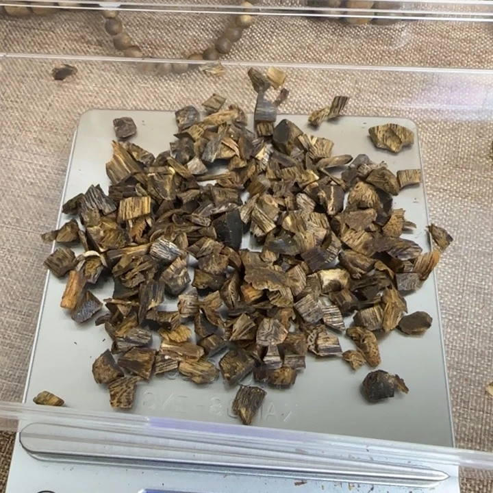 大***。沉香香囊沉香奇楠沉香碎料