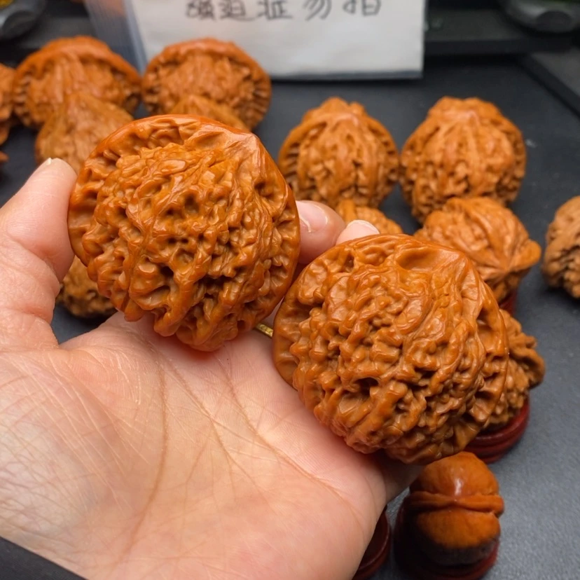 【闪购商品】文玩核桃把件 51官帽