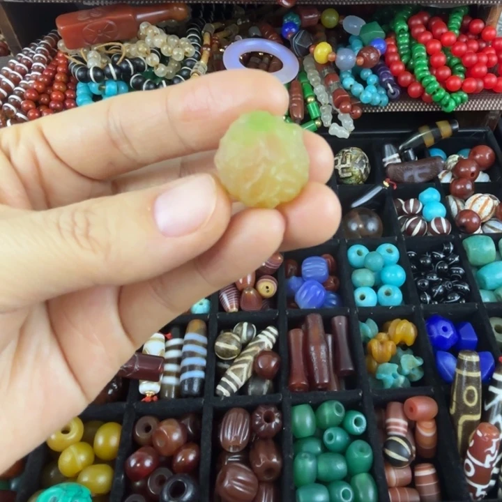 玛瑙/玉髓珠宝半成品未镶嵌M***?