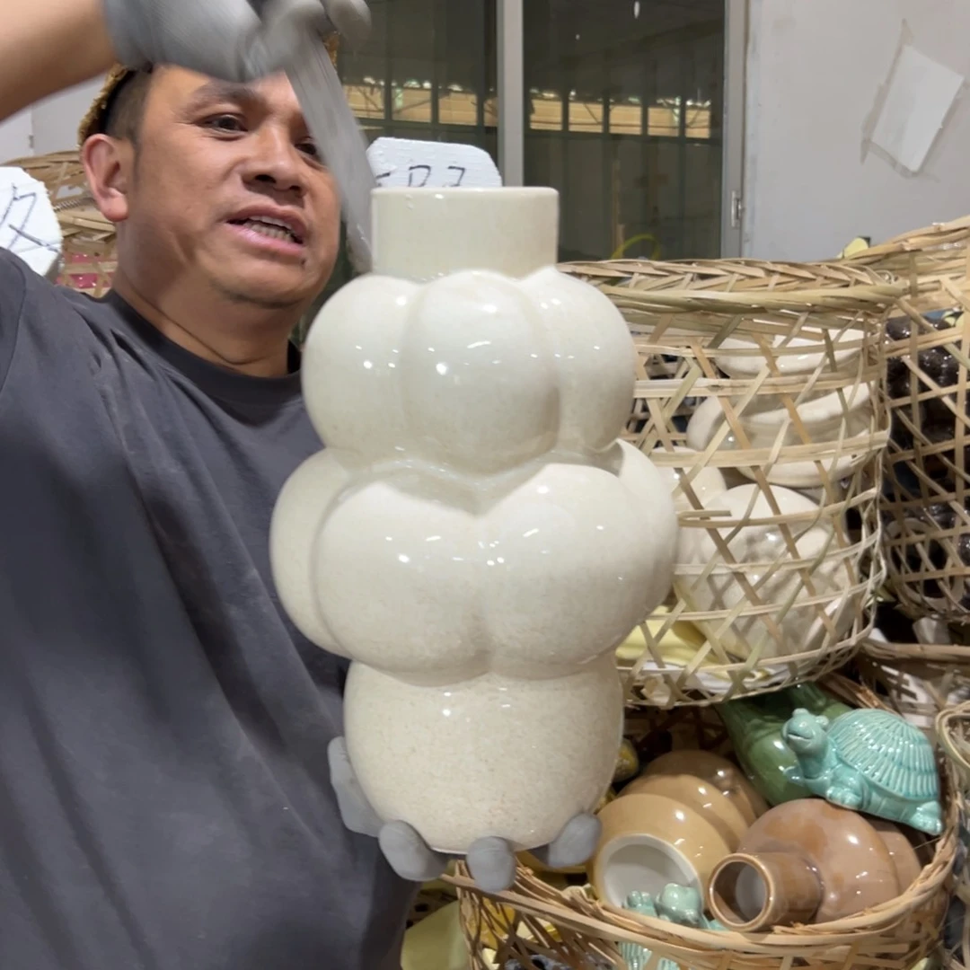 摆件190 号高中低温陶瓷工艺瓶（部分微瑕）