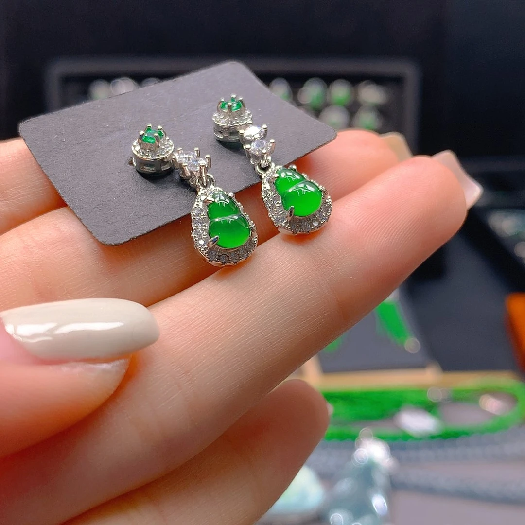 翡翠未镶嵌颈饰天然翡翠