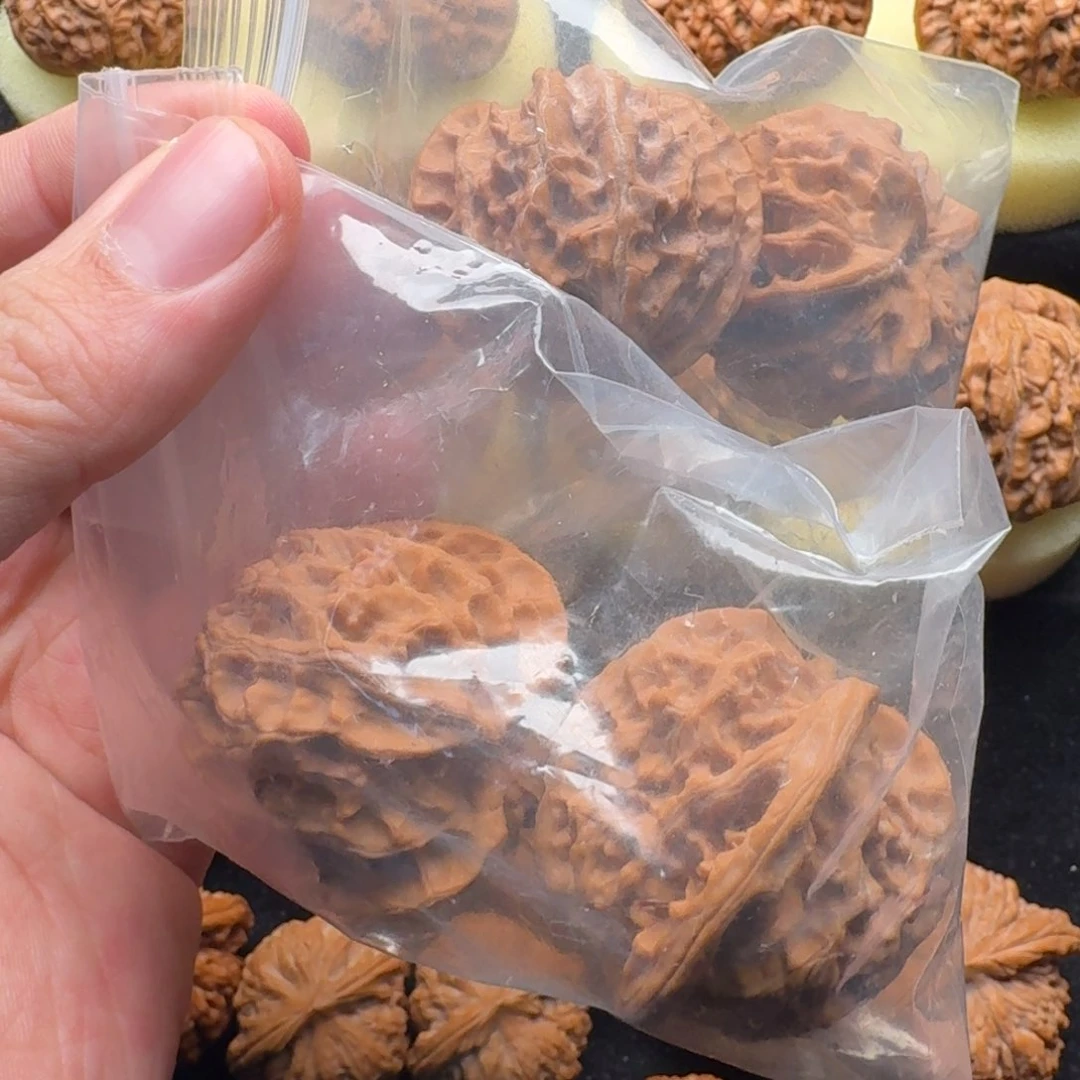 文玩核桃吊坠固***星两对苹果