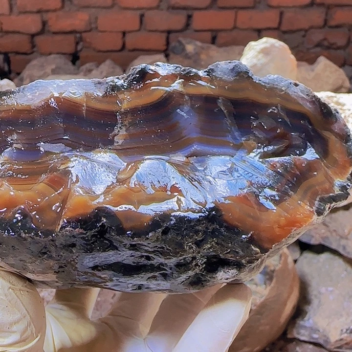 定制玛瑙暖****享定制天然玛瑙手镯