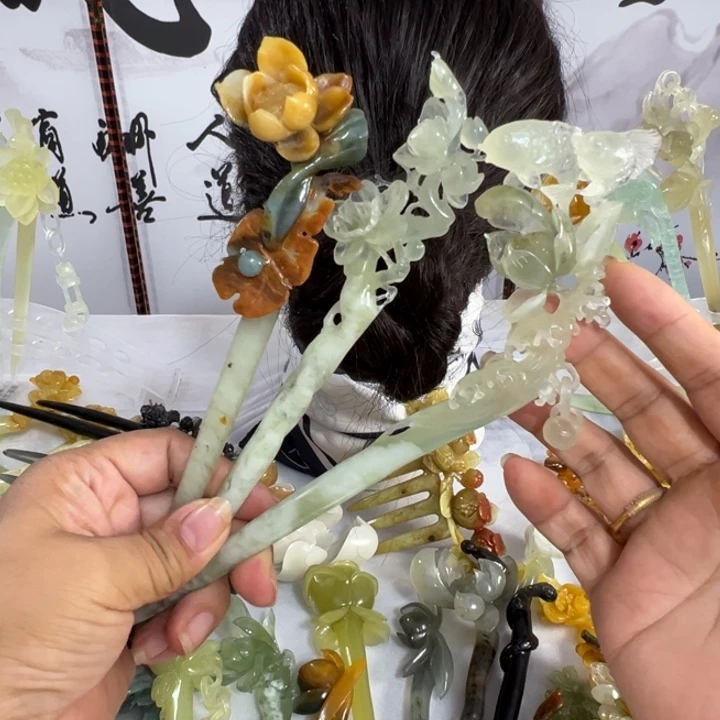 蛇纹石玉未镶嵌发饰零****?