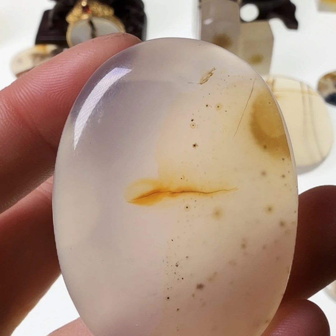 玛瑙/玉髓未镶嵌珠宝半成品