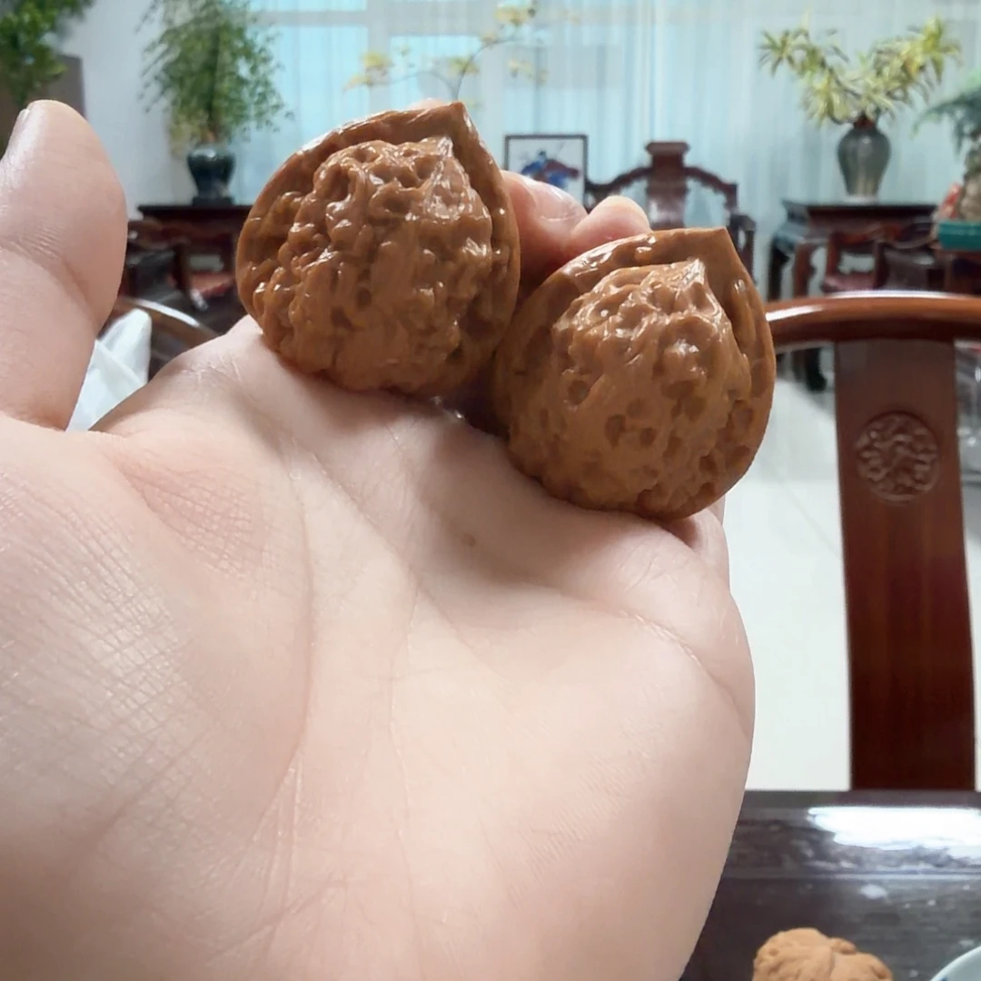 文玩核桃吊坠金字塔37尺寸
